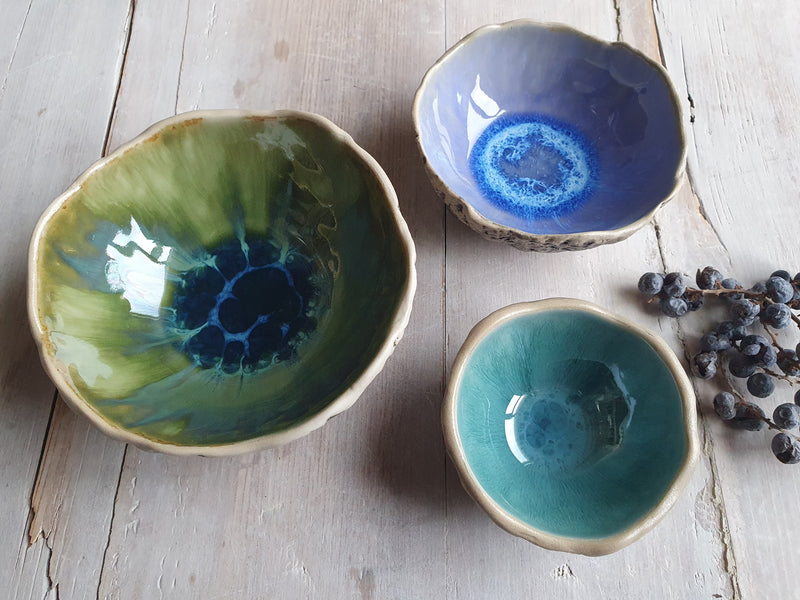 Small set nesting bowls