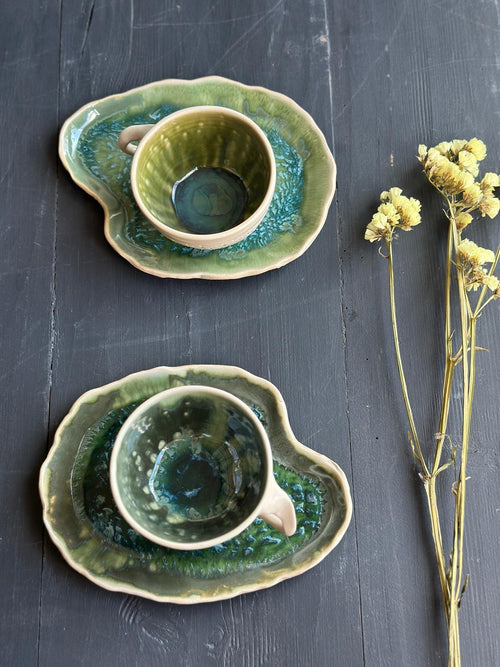 Set of 2 tea cups with saucer Green
