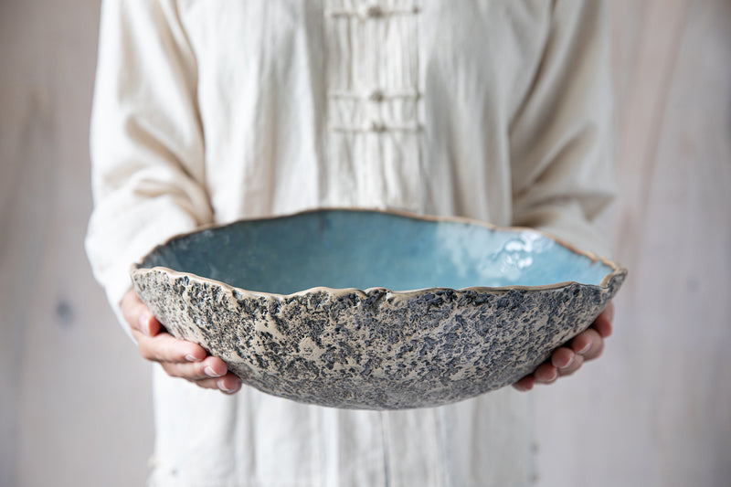 https://kariceramics.com/cdn/shop/products/Kari_ceramics_handmade_pottery_blue_hand_ceramic_large_salad_bowl_800x.jpg?v=1578845877