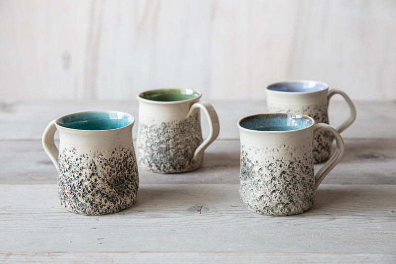https://kariceramics.com/cdn/shop/products/Kari_ceramics_handmade_pottery_green_blue_ceramic_mugs_800x.jpg?v=1669303930