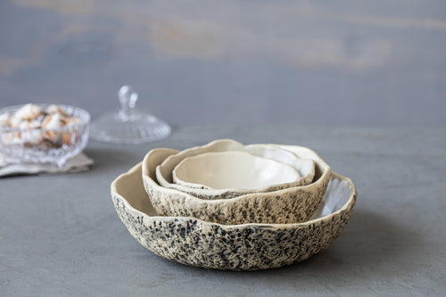 Set of four nesting bowls